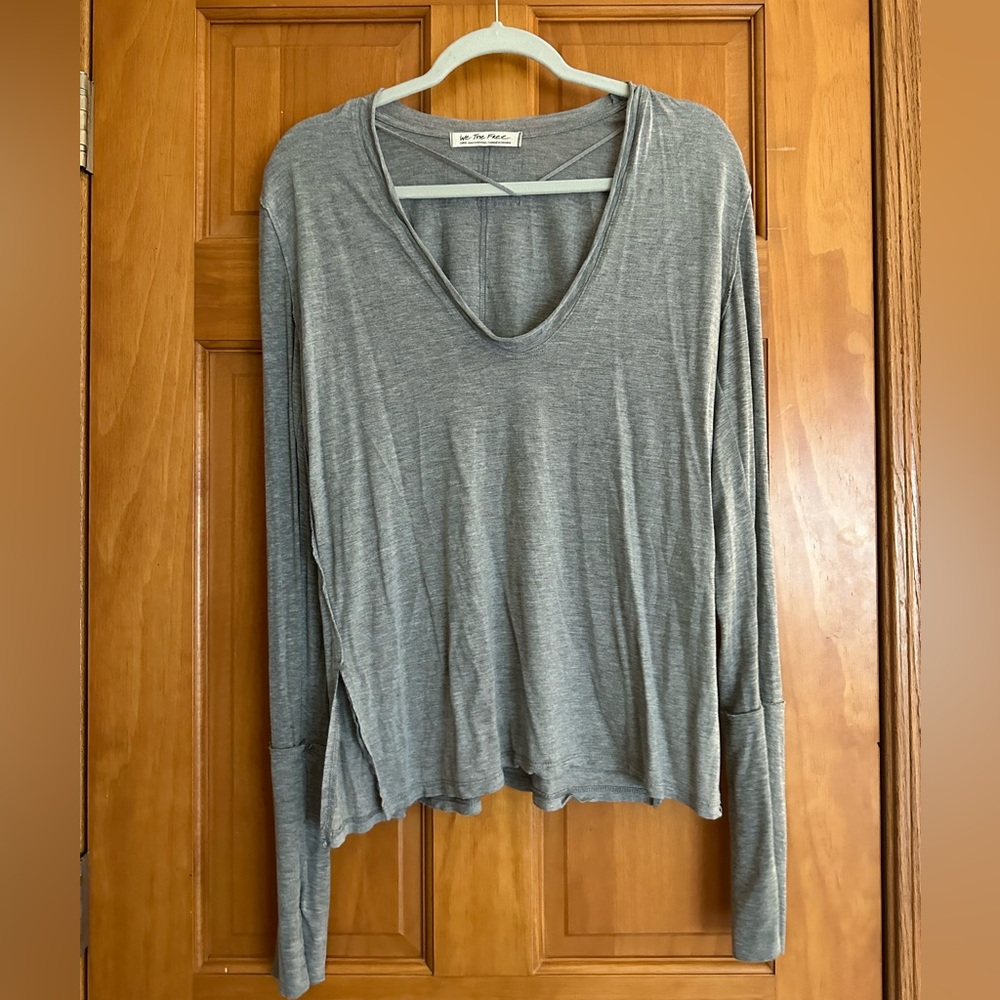 We The Free (Free People) Basic Gray Long Sleeve Tee in Size Large